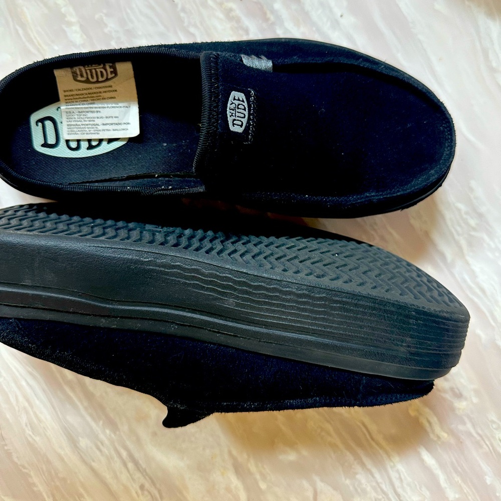 Hey dudes size 7 platform